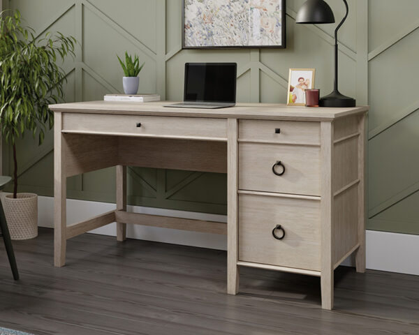 Single Pedestal Desk in Cascade Oak