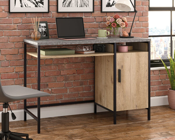Single Pedestal Desk in Prime Oak