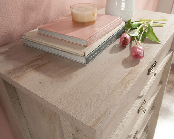 4-Drawer Bedroom Chest in Chalked Chestnut - Image 4