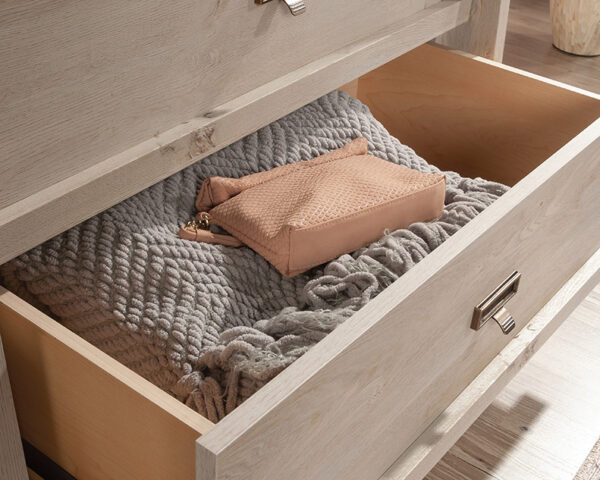 4-Drawer Bedroom Chest in Chalked Chestnut - Image 5